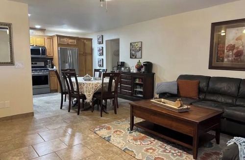 Las Cruces House | Cozy pet friendly house with a great outdoor space, and fully stocked kitchen.