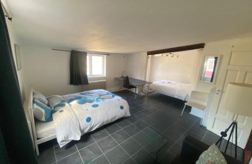 Umea House | Cozy Private Studio Near University & Hospital