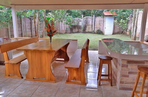 Savegre House | Tropical Bee Garden Holiday Houses