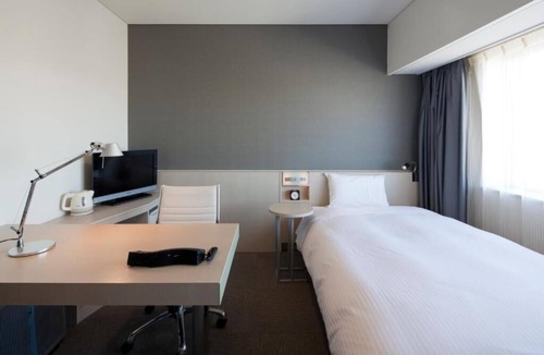 Funabashi Hotel | CROSS WAVE Funabashi