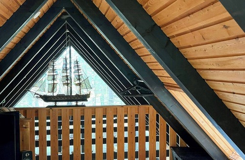 Aspet House | Danish-designed cottage 50 metres from the beach