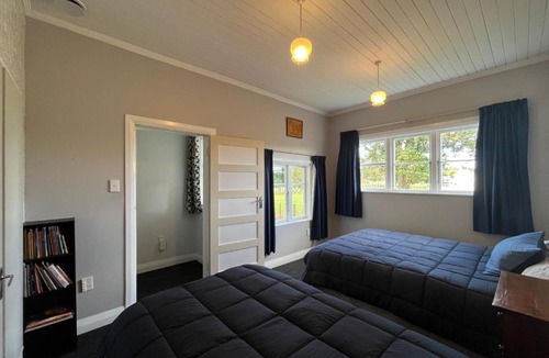 Ohingaiti House | Destination Cliff Top - Cottage and Homestead