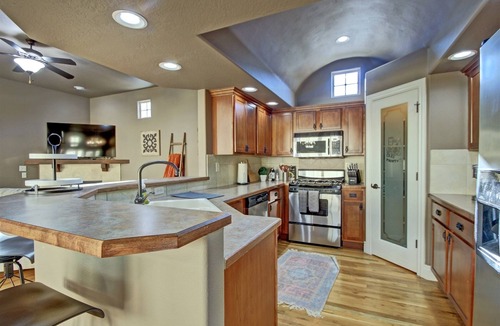 Eagle House | Dog Friendly Cozy Quiet Eagle ID Home sleeps 6