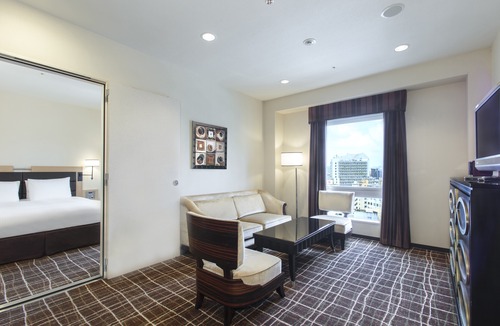 Higashimachi Hotel | DoubleTree by Hilton Hotel Naha