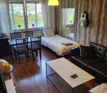 Vasteras Apartment | Drömboende mitt i centrum