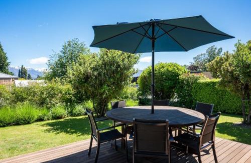 Wanaka House | Dragonfly Cottage