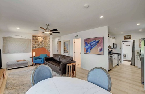 Townsite House | Dual-Home Compound | Ideal for Groups & Long Stays