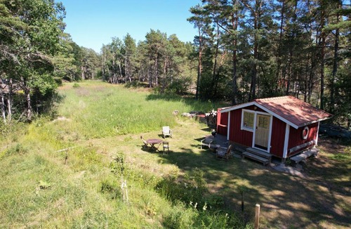 Moja House | Dunderfriggan på Möja
