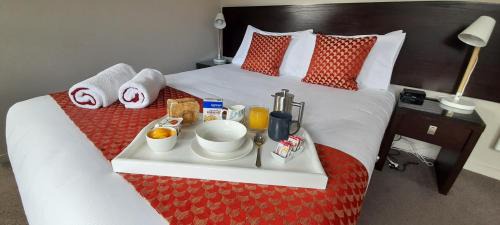 Dunedin City Centre Hotel | Dunedin Palms Motel