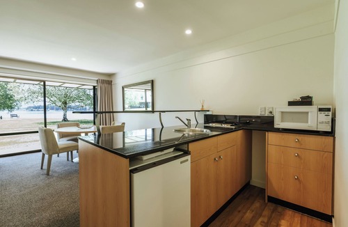 Wanaka Hotel | Edgewater