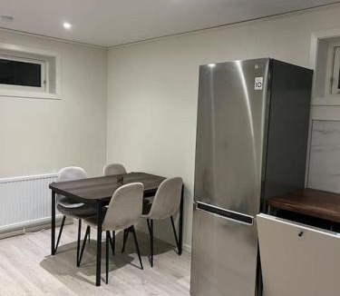 Vikingstad Apartment | Eget hus i Linköping västra