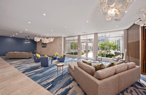 Coliseum Central Hotel | Element by Marriott Hampton Peninsula Town Center