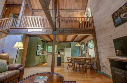 Speculator Cabin | Entire cabin in Speculator, New York