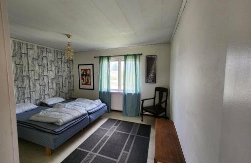 Kosta House | Evita