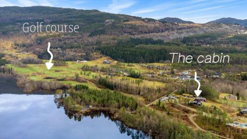 Voss House | Exclusive Designer Cabin - Panoramic Mountain View