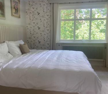 Annerstad House | Farm Stay B & B