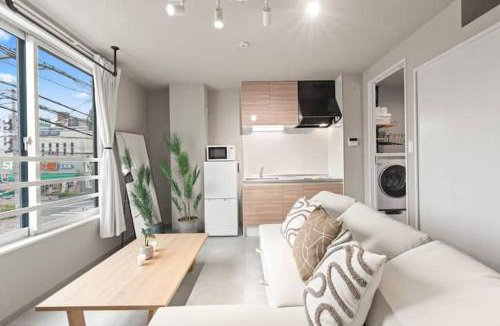 Higashimikuni Apartment | Feliz東三国