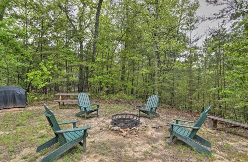 Murphy House | Fire Pit & Grill: Whittlers Mountain Escape!
