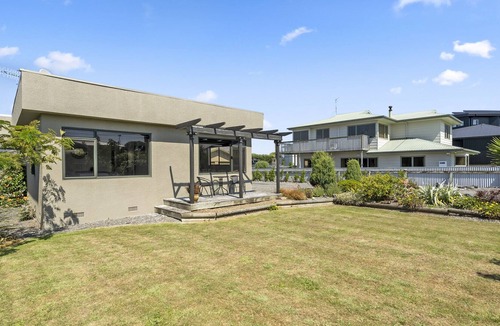 Foxton Beach House | Foxton Beach Escape - Foxton Beach Holiday Home