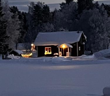 Hammerdal House | Fyrås Gård Grindstugan