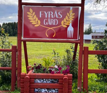 Hammerdal House | Fyrås Gård Grindstugan