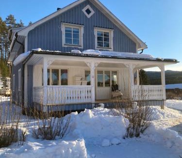 Ambjorby Bed & Breakfast | Gård Mörbacka Bed & Breakfast