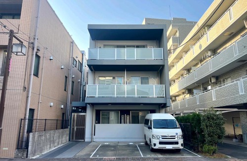 Ota Apartment | Generous Forest 101