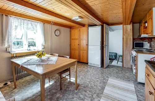 Broby House | Get unforgettable nature experiences at Lake Tydingen