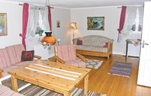 Blomstermala House | Gormetorp
