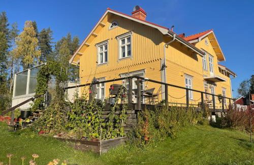 Bollnas Municipality House | Granbo station