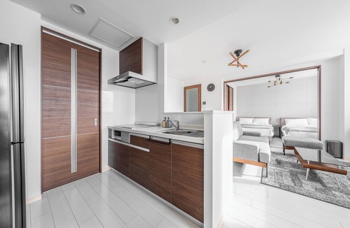 Higashi Apartment | GRANDIA 302