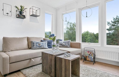 Lokholmen House | Hällestrand Village