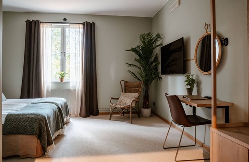 Enkoping Hotel | Haga Slott