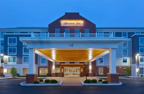 Buzzards Bay Hotel | Hampton Inn Cape Cod Canal