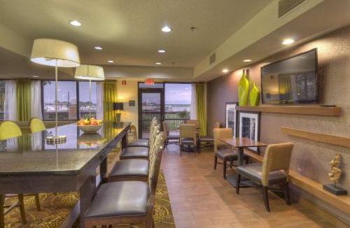 Georgetown Hotel | Hampton Inn Georgetown-Marina
