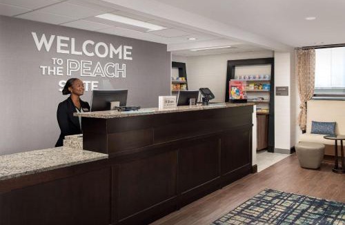 Alpharetta Hotel | Hampton Inn & Suites Alpharetta-Windward