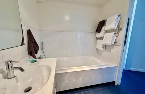 Nelson Hotel | Harbourside Lodge