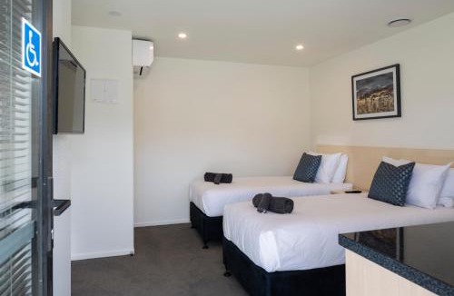 Lowburn Apartment | Harvest Park Studios
