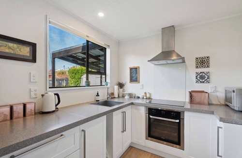 Wanaka Cottage | Haven on Heuchan - Wanaka Holiday Home