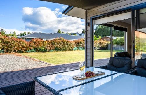 Lake Hawea House | Hawea Horizon - Lake Hawea Holiday Home