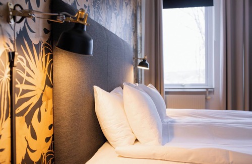 Munkedal House | Hensbacka Hotell