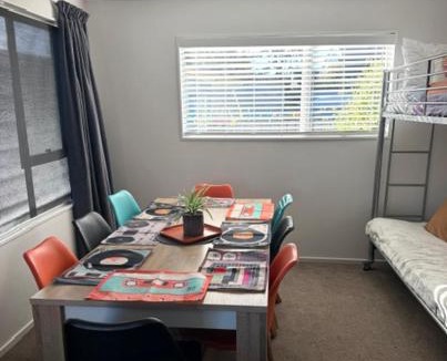 Te Anau House | Herron's Cottage