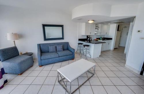 Myrtle Beach House | High Floor - Direct Oceanfront with Amazing Views!