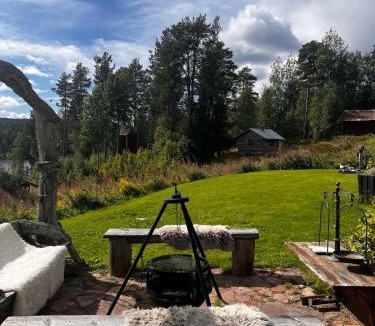 Sarna House | Hildas Hus with river view and spa