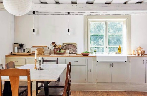 Knutby House | Historic blacksmith house from 1740 in Bennebols bruk