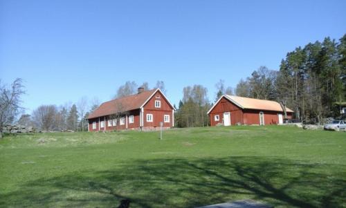 Lonsboda Hostel | Hjärtasjöstugor