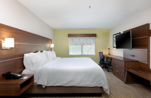 Alpharetta Hotel | Holiday Inn Express Alpharetta - Roswell by IHG