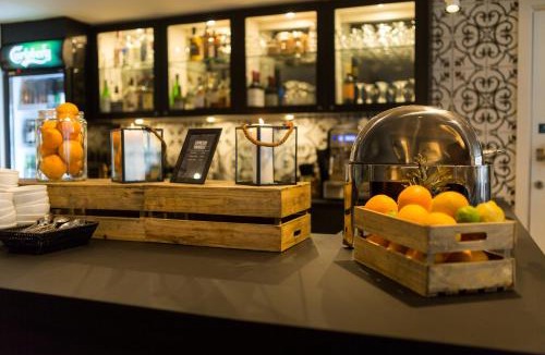 Centrala Stan Hotel | Home Hotel Uman