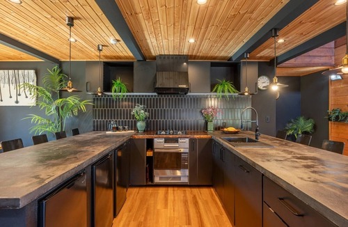 Niseko Cabin | Hooting Owl Lodge