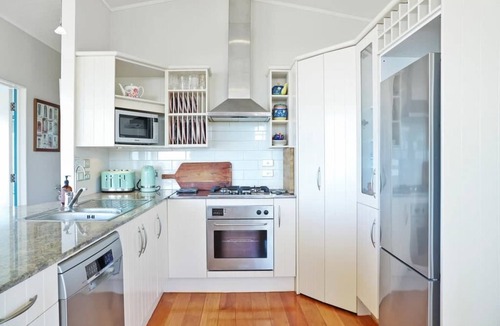 Whiritoa House | Hosts on the Coast Beachside Beauty in Whiritoa